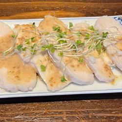 蒸し鶏ゴマダレ