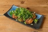 The takoyaki with green onions is so delicious that you can't help but groan.