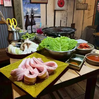 【満家“夏”の二大名物コース]巻いて楽しいサムギョプサル◎120分飲み放題付き