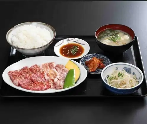 ハラミ定食