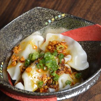 小皿の水餃子