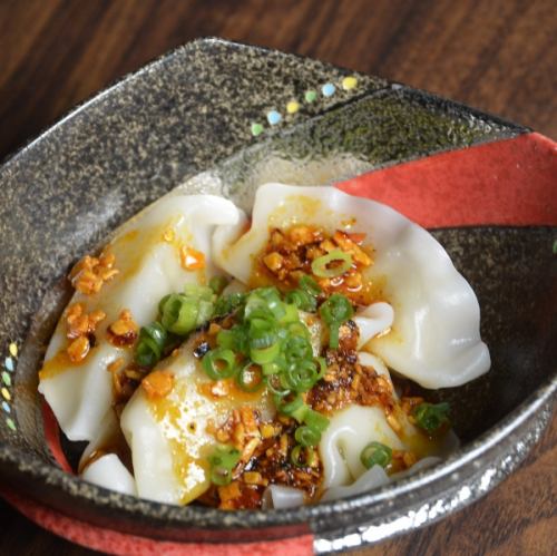 小皿の水餃子