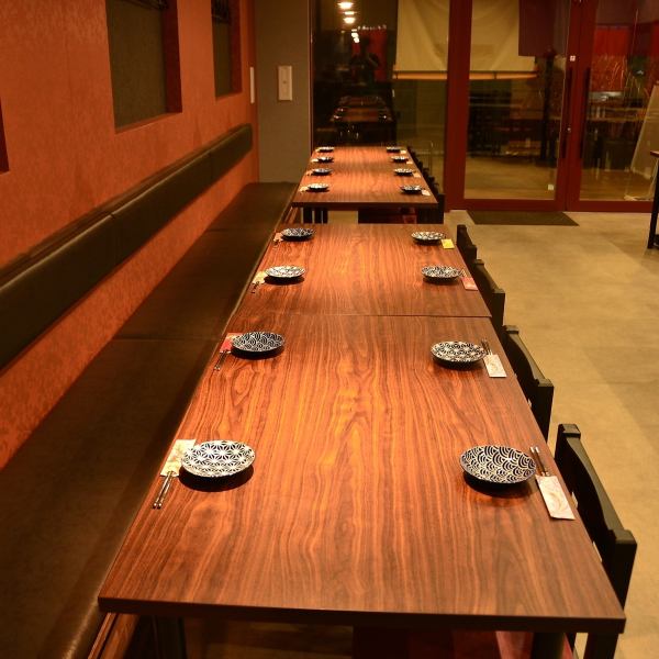 【海鮮×創作料理×居酒屋】定番メニューから海鮮も各種創作メニューもご用意させていただいてます！友人や仲間との楽しい会話や宴会を一層盛り上げます。居酒屋使いの気軽さに加え、リーズナブルな価格設定で、誰もが気軽にお立ち寄りいただけます！