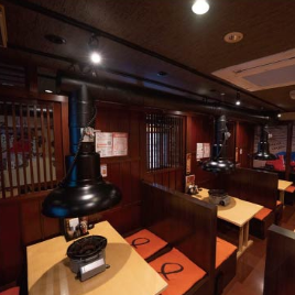 ゆったりとくつろげるお座敷・掘りごたつ・個室もご用意ございます☆!ご友人同士、会社帰りに同僚と一杯、女子会等‥様々なシーンにご利用いただけます。!会社宴会・打ち上げ・同窓会の各種宴会にもご対応いたします◎