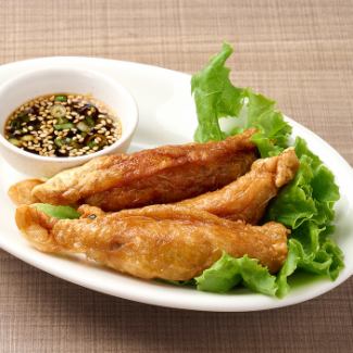 鶏皮餃子