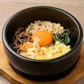 チーズ石焼ビビンバ