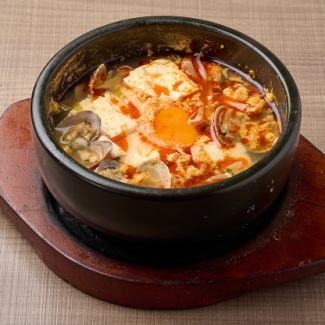 スンドゥブチゲ