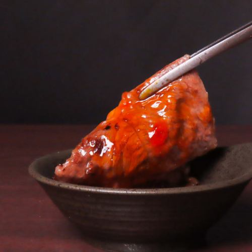 タレの魅力満載！焼肉とご飯が止まらない♪