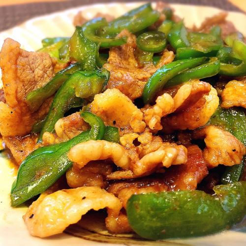Stir-fried beef peppers