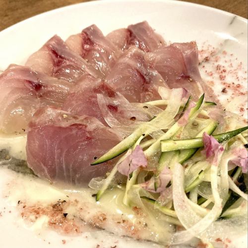 桜香る鮮魚のカルパッチョ
