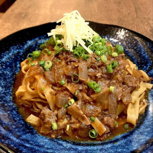 Beef tendon ragu pasta (lunch only)