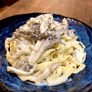 茸の味噌クリームパスタ(ランチ限定)