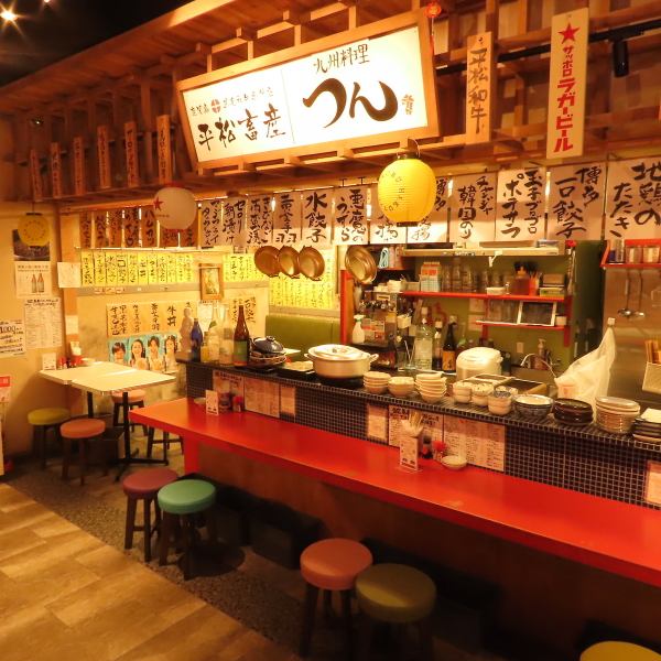 【せんべろセットあり！サク飲みにも◎】17-19時の間にせんべろセットをご提供しております☆お仕事帰りのサク飲み利用にも大歓迎！テーブル席をご用意しておりますので、ゆったり寛ぎながら楽しんでいただけます。当店自慢の本格的な九州料理を堪能しながら、リラックスしたひと時をお過ごしくださいませ。