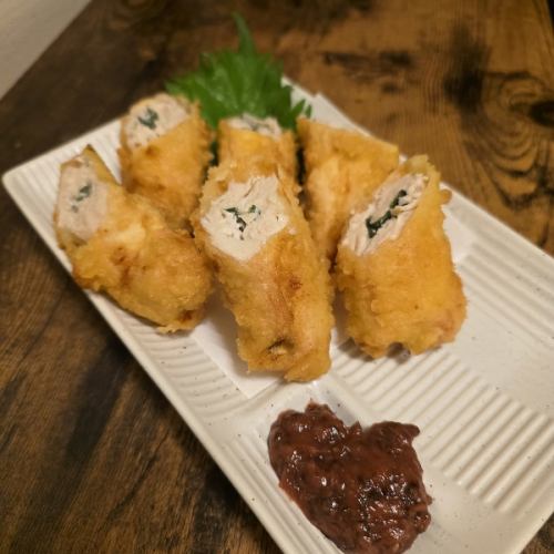 ささみのしそ天ぷら特製梅肉添え