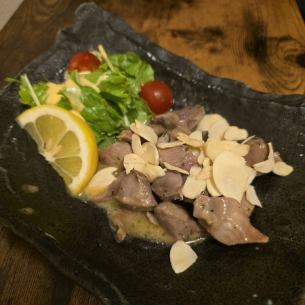 모래 전갈 마늘 버터