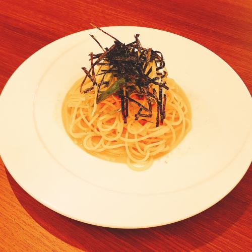 Mentaiko Spaghetti Topped with Kujo Green Onions