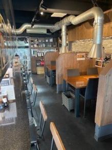 4名テーブル5つ