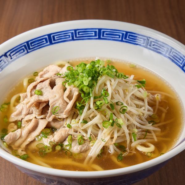 九州発の新感覚料理！豚肉と中華そばの旨味が詰まった「ちゃんうどん」