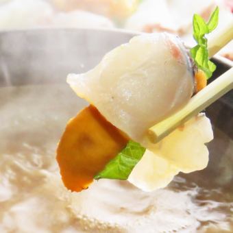 含120分鐘無限暢飲♪【華麗的「櫻花鯛魚海膽涮鍋」套餐】6,000日元