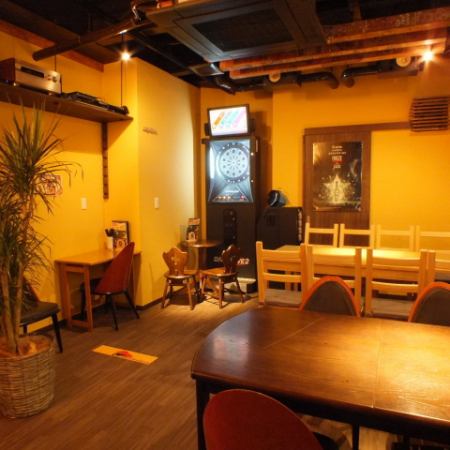 Spacious floor perfect for various banquets, parties, and second parties.Please use it for a large number of drinking parties! We also have abundant liquors that go well with specialty meat dishes ♪ Please feel free to consult a surprise party!