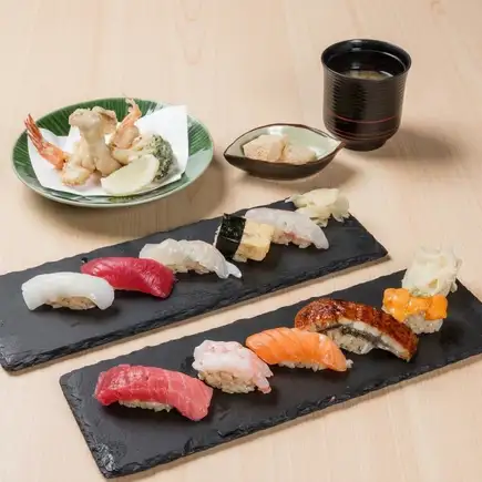 【本格寿司・車海老天ぷらコース 6,000円】赤酢使用本格寿司10貫と旬食材の天ぷらのプラン