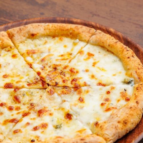 クアトロフォルマッジ