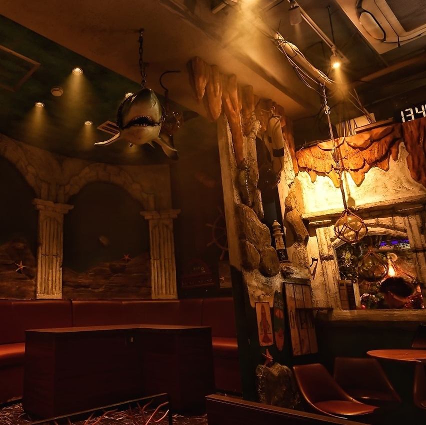 二人だけの世界に浸れる特等席◎幻想的な空間で素敵なデートを。