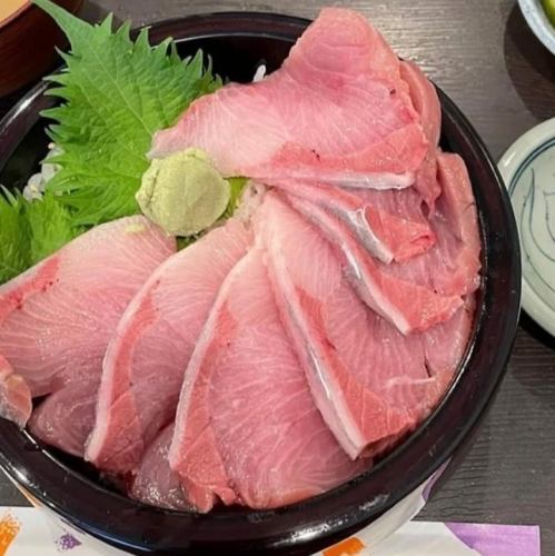 海鮮丼