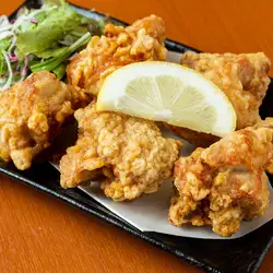 Fried chicken from a chicken shop (4 pieces)