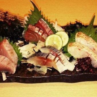 ``Five kinds of local fish platter'' (one serving) that includes natural fresh fish from various regions