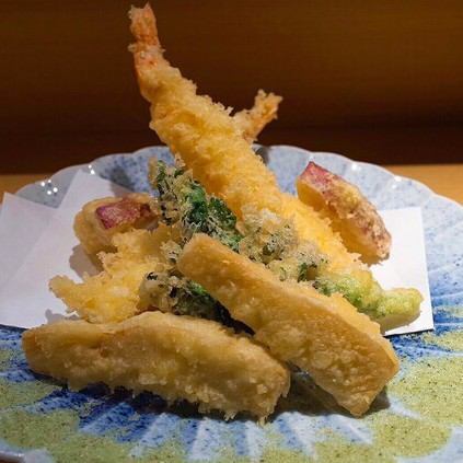 "Summer Tempura Assortment" fried in rice oil 1290 yen