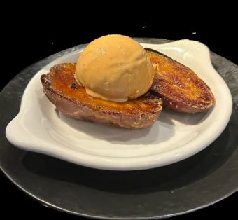 長期熟成×4時間低温調理。究極のねっとり感を味わう【焼き芋ブリュレ】