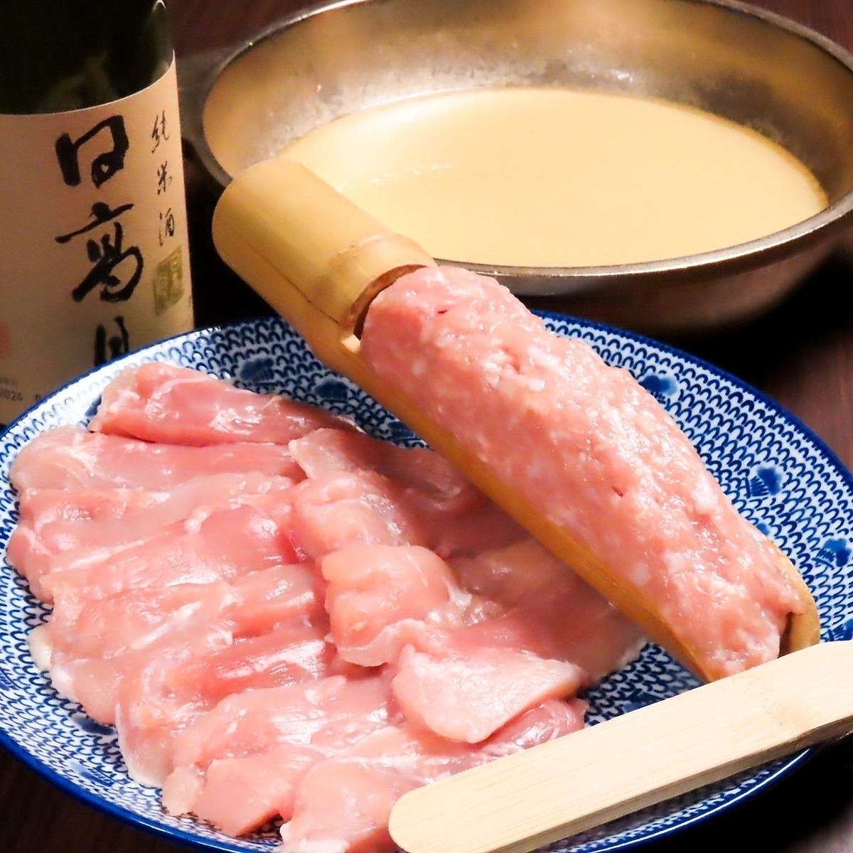 博多風の本格的な鶏の水炊き◎季節問わずお楽しみいただけます。