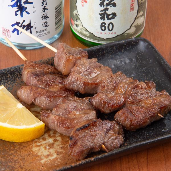 【至高の串焼き】佐賀牛の濃厚な甘みが溢れ出す、贅沢な「中落ちカルビ串」☆550円(税込)☆