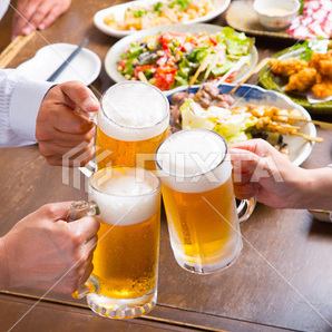 ゆっくり楽しめる3時間飲み放題！