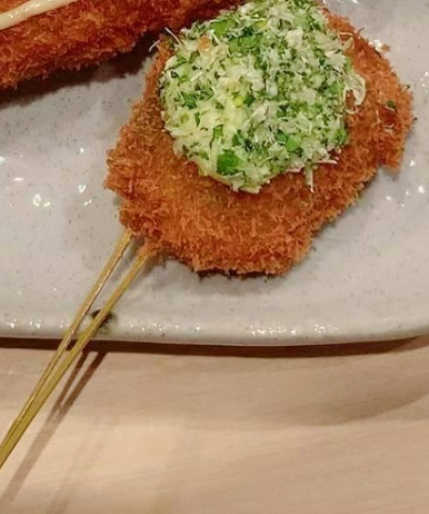 Shiitake mushroom stuffed with meat