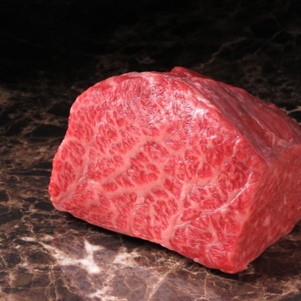 Kumamoto's proud brand, WAGYU [Akaushi beef], just luxuriously and boldly