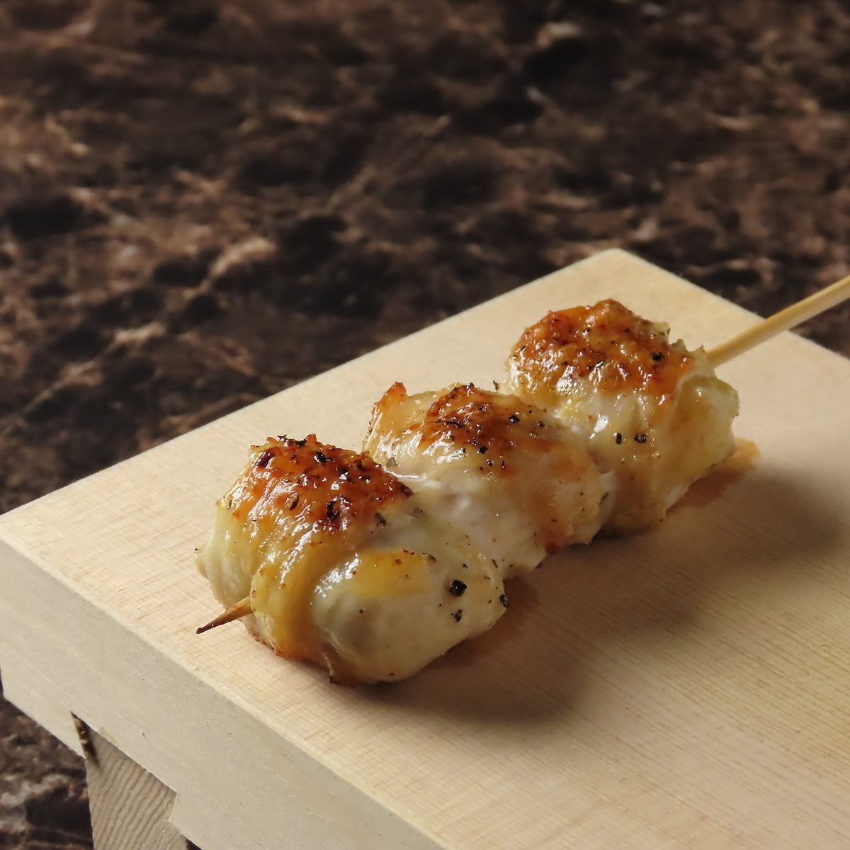 Luxurious yakitori made with Amakusa Daio chicken ★ Enjoy a happy time with your special someone in a private room ★
