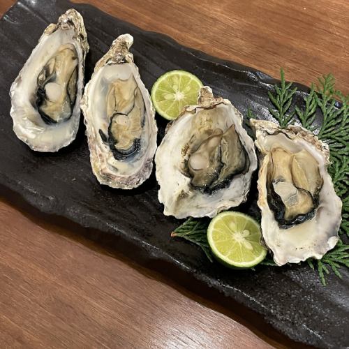 Shell-grilled Miyajima oysters