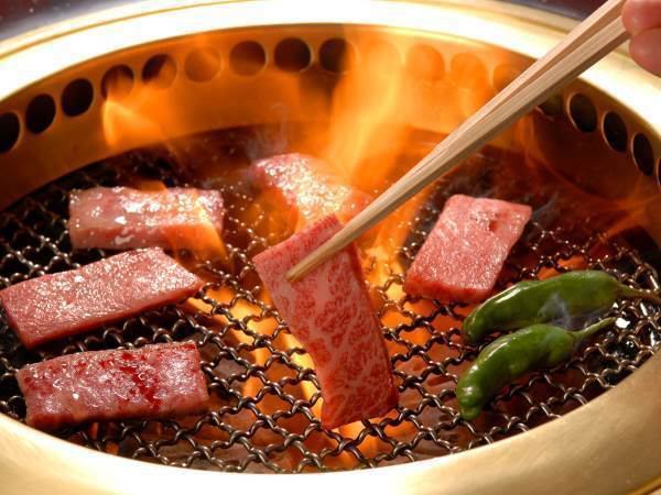 Large banquet available! Individual room · Zashiki · Digging seat available ♪ Meat is domestic Japanese beef's best product ☆ Cracked meat ☆