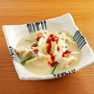 白湯水餃子