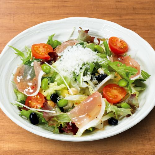 シャキシャキ白菜とお豆の生ハムサラダ