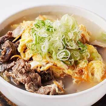 牛すじクッパ