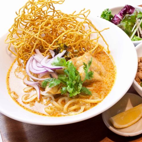 [Popular] Khao Soi (chicken curry noodles)