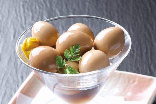 Boiled quail eggs