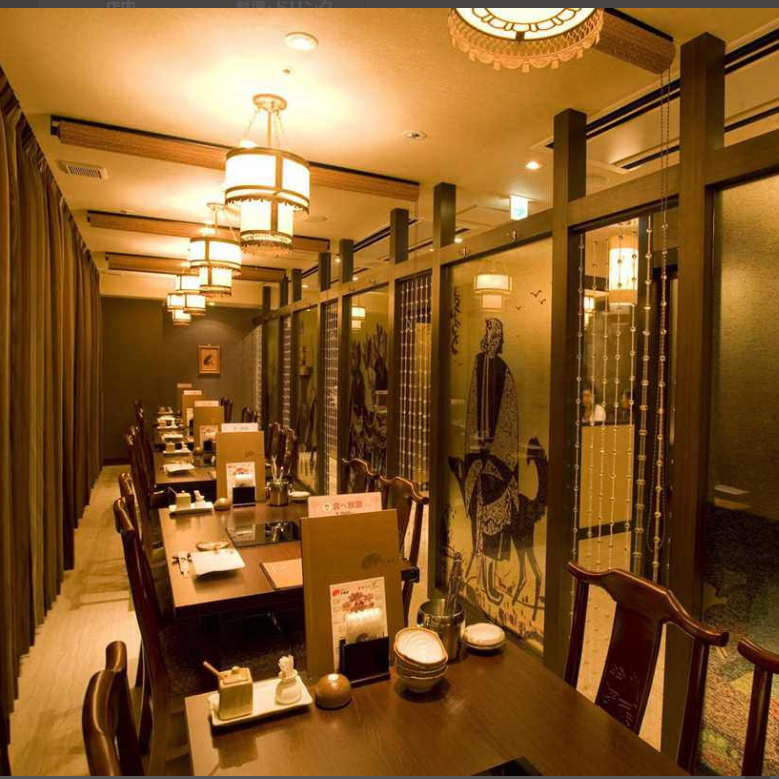 【可容纳2人~32人的包间】 拥有多种大小包间!