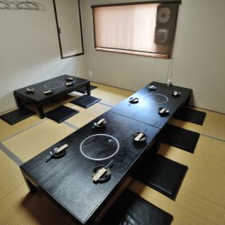 18名様までお座りいただける完全個室