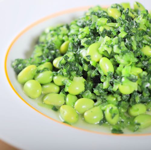 冲菜拌枝豆