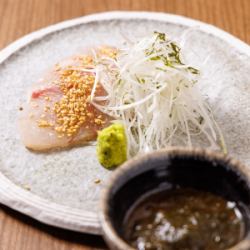 あおさのり香るゴマカンパチ