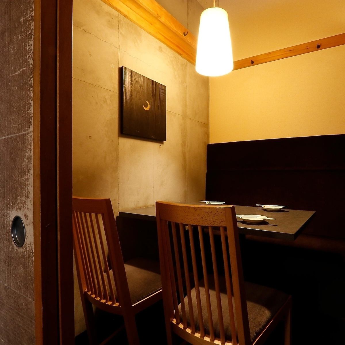 【所有座位均为带门的独立包间】两人及以上 ◎ 3小时畅饮宴，4000日元起